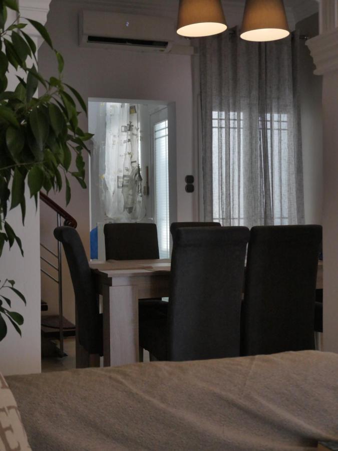 Sea Breeze-Vaporia-Syros Lejlighed Ermoupoli Eksteriør billede