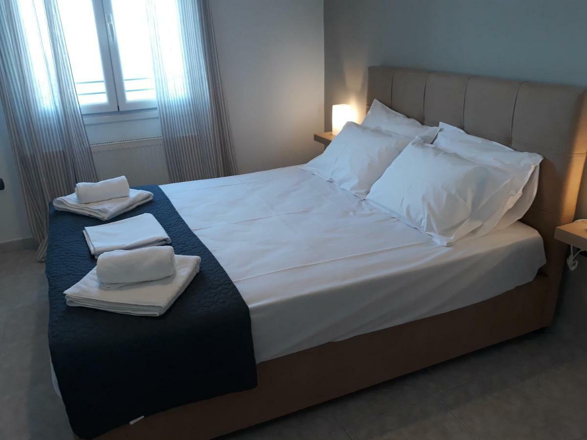 Sea Breeze-Vaporia-Syros Lejlighed Ermoupoli Eksteriør billede